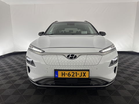 Hyundai KONA EV Premium 64 kWh [ 3-Fase ] (INCL-BTW) *HEAT-PUMP | FULL-LEATHER | HEAD-UP | FULL-LED | NAVI-FULLMAP | DAB | ADAPTIVE-CRUISE | KRELL-AUDIO | KEYLESS | CAMERA | BLIND-SPOT | LANE-ASSIST | DIGI-COCKPIT | TOWBAR | 18"ALU*
