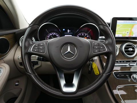 Mercedes-Benz C-Klasse 180 Ambition Aut. *PANO | FULL-LED | 1/2-LEATHER | SPORT-SEATS | NAVI-FULLMAP | HEATED-SEATS | ECC | PDC | CRUISE | 17''ALU*
