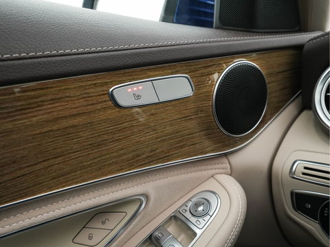 Mercedes-Benz C-Klasse 180 Ambition Aut. *PANO | FULL-LED | 1/2-LEATHER | SPORT-SEATS | NAVI-FULLMAP | HEATED-SEATS | ECC | PDC | CRUISE | 17''ALU*