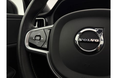 Volvo V60 2.0 T8 Twin Engine AWD R-Design 392PK Pano LED Virtual Trekhaak Memory Carplay Head-up Display Clima Cruise Navi PDC 19''LMV