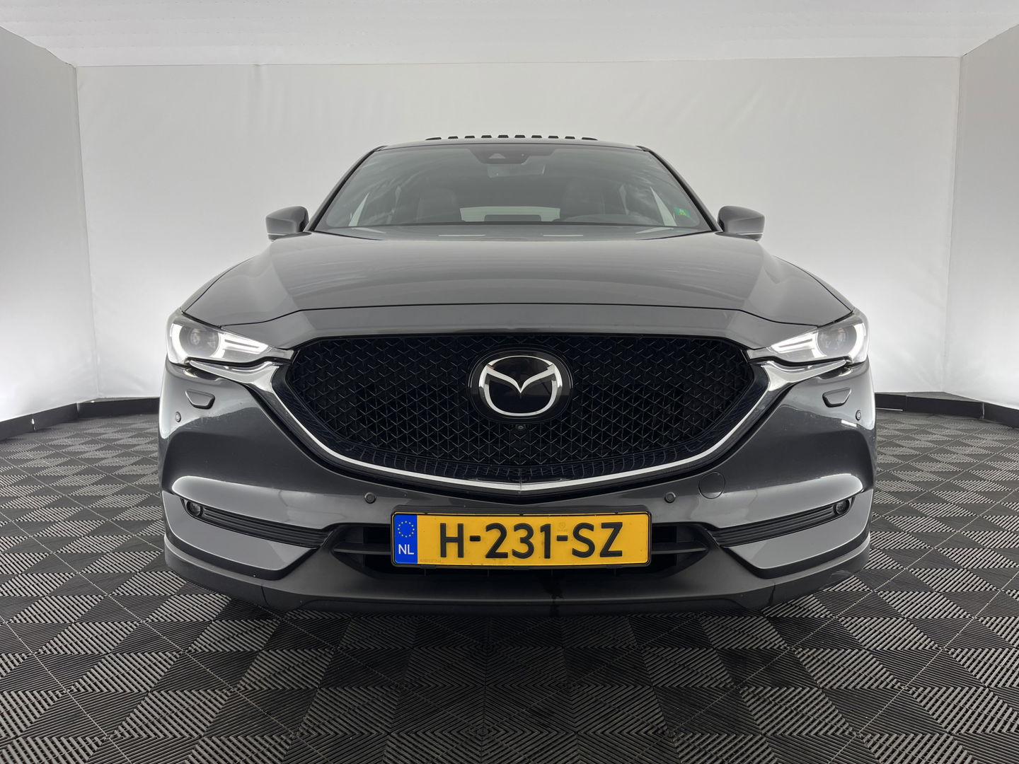 Mazda CX-5 2.0 SkyActiv-G 165 Signature *PANO | HEAD-UP | LUXURY-LEATHER | FULL-LED | ADAPTIVE-CRUISE | KEYLESS | TOP-VIEW | BLINDSPOT | COMFORT-SEATS | NAVI-FULLMAP | ECC | TOWBAR | 19''ALU*