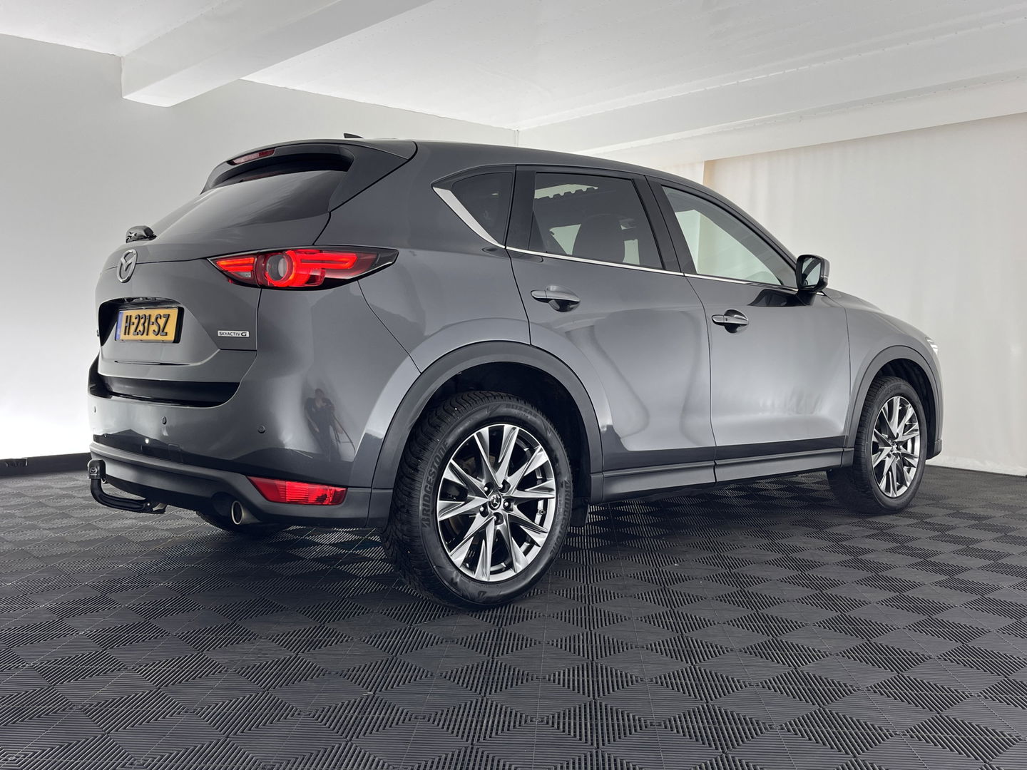 Mazda CX-5 2.0 SkyActiv-G 165 Signature *PANO | HEAD-UP | LUXURY-LEATHER | FULL-LED | ADAPTIVE-CRUISE | KEYLESS | TOP-VIEW | BLINDSPOT | COMFORT-SEATS | NAVI-FULLMAP | ECC | TOWBAR | 19''ALU*