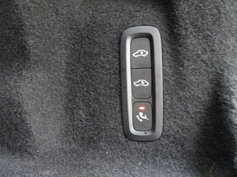 Volvo XC60 2.0 T8 Twin Engine AWD Inscription