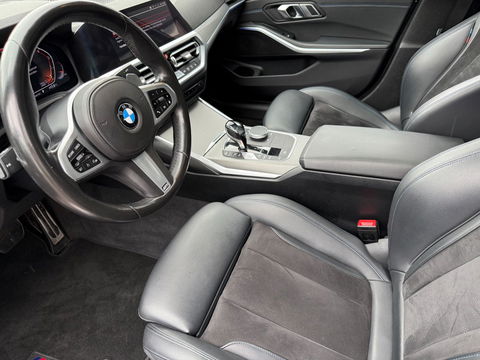 BMW 3-serie 330i Executive M-pakket|Pano|258 pk|HUD