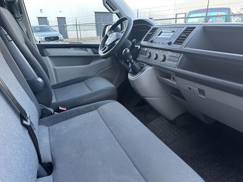 Volkswagen Transporter 2.0 TDI L2H1 Comfortline