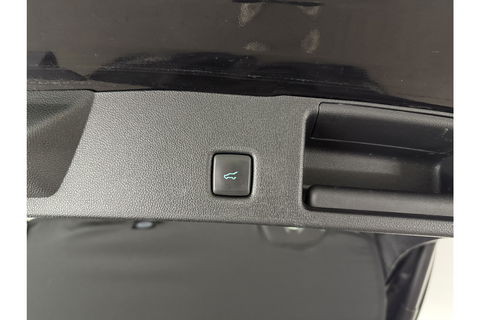 Ford Kuga 2.5 PHEV 209PK ST-Line Pano b/o Camera LED Virtual Trekhaak Carplay Clima Cruise Navi 18"LMV PDC