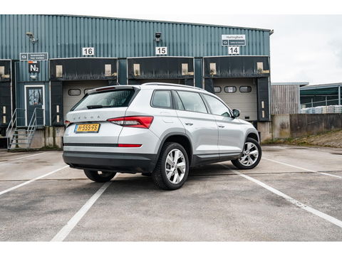Škoda Kodiaq 1.5 TSI - 7Pers. | STOELVERW. | LEDER/STOF | CRUISE | 19" TRIGLAV VELGEN