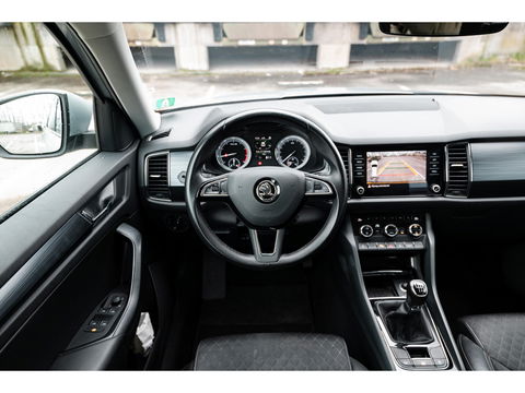Škoda Kodiaq 1.5 TSI - 7Pers. | STOELVERW. | LEDER/STOF | CRUISE | 19" TRIGLAV VELGEN