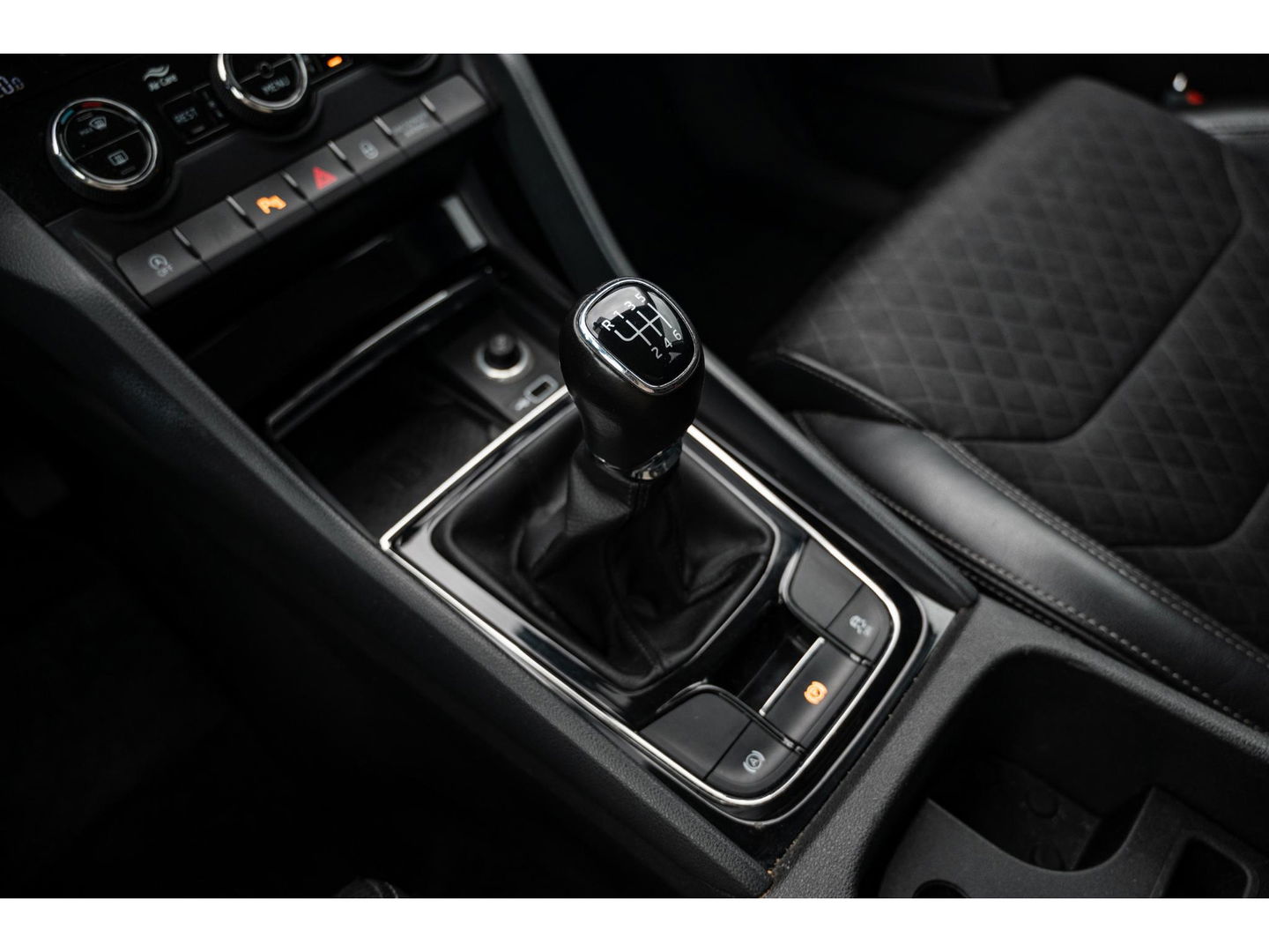 Škoda Kodiaq 1.5 TSI - 7Pers. | STOELVERW. | LEDER/STOF | CRUISE | 19" TRIGLAV VELGEN