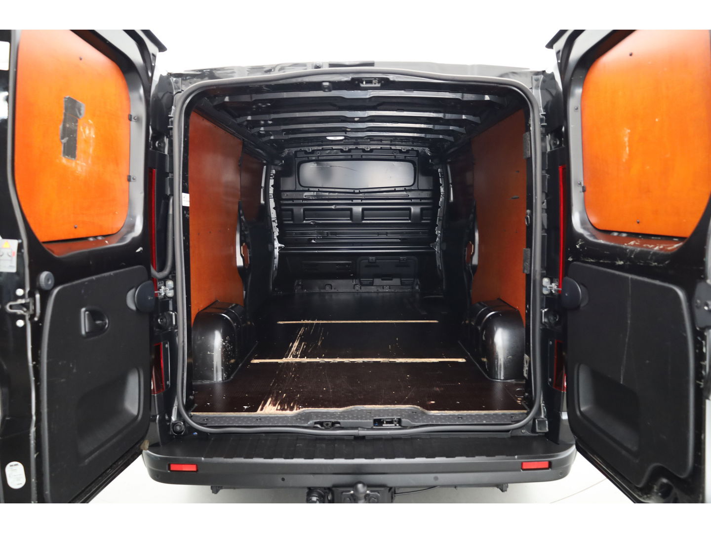 Renault Trafic 2.0 dCi 170pk L2H1 | Automaat | Navi | Camera | 2x Schuifdeur | Trekhaak | Cruise