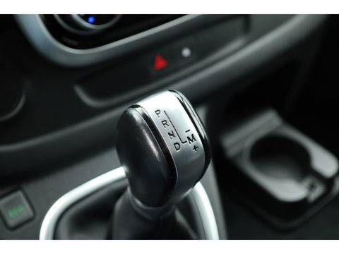 Renault Trafic 2.0 dCi 170pk L2H1 | Automaat | Navi | Camera | 2x Schuifdeur | Trekhaak | Cruise