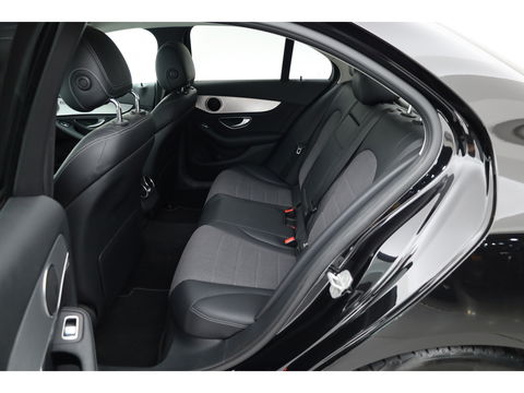 Mercedes-Benz C-Klasse 180 Ambition | Cruise | Navi | Stoelver. | PDC V+A