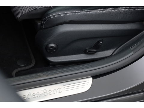 Mercedes-Benz C-Klasse 180 Ambition | Cruise | Navi | Stoelver. | PDC V+A