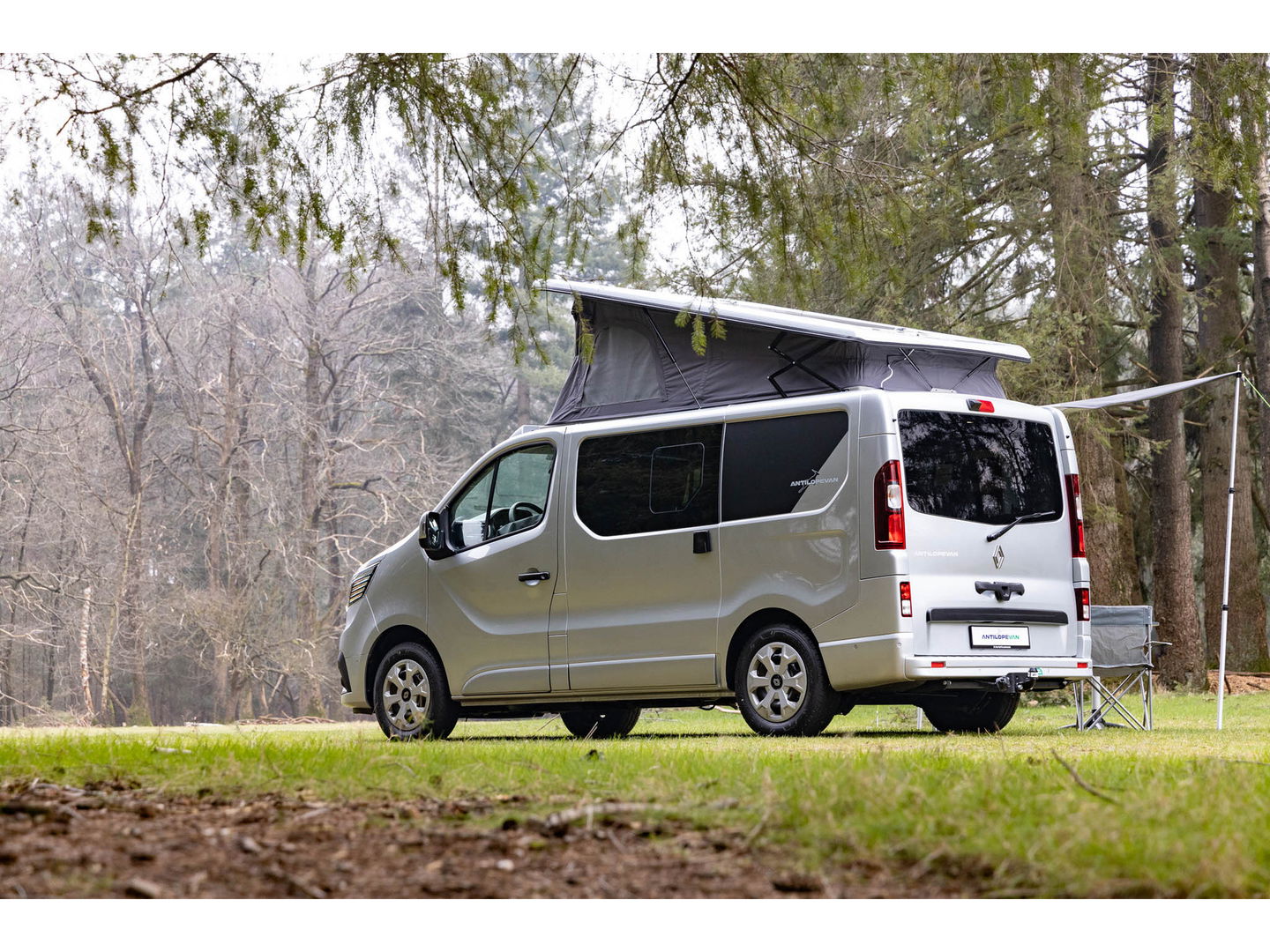 Renault Trafic AntilopeVan Flex PLUS 2.0 Blue 130 L1H1 | Hefdak | 4 zits | Luifel + tent | Fietsendrager | Zonnepaneel