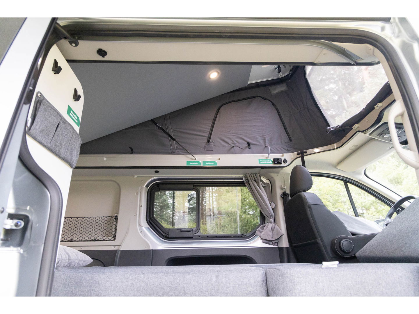 Renault Trafic AntilopeVan Flex PLUS 2.0 Blue 130 L1H1 | Hefdak | 4 zits | Luifel + tent | Fietsendrager | Zonnepaneel