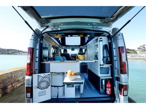 Renault Trafic AntilopeVan Flex PLUS 2.0 Blue 130 L1H1 | Hefdak | 4 zits | Luifel + tent | Fietsendrager | Zonnepaneel