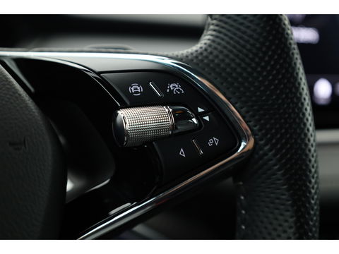 Škoda Enyaq iV 80 Sportline | Crystal Light | HUD | Travel Assist | Camera | Stoel- Stuurverw.