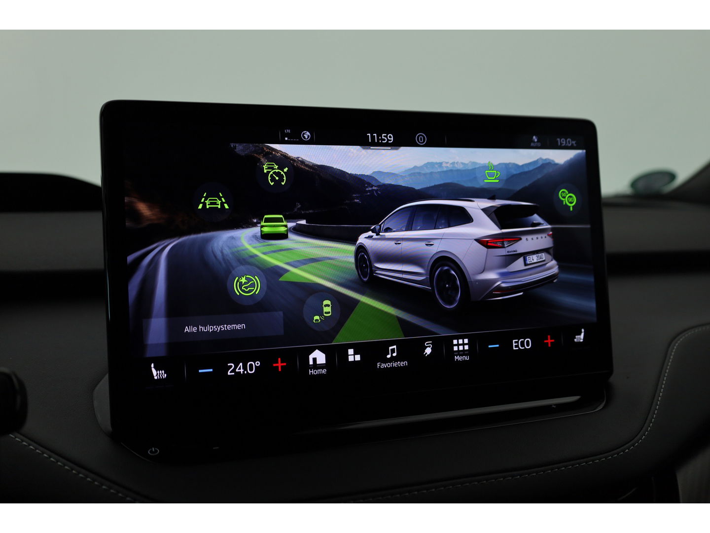Škoda Enyaq iV 80 Sportline | Crystal Light | HUD | Travel Assist | Camera | Stoel- Stuurverw.