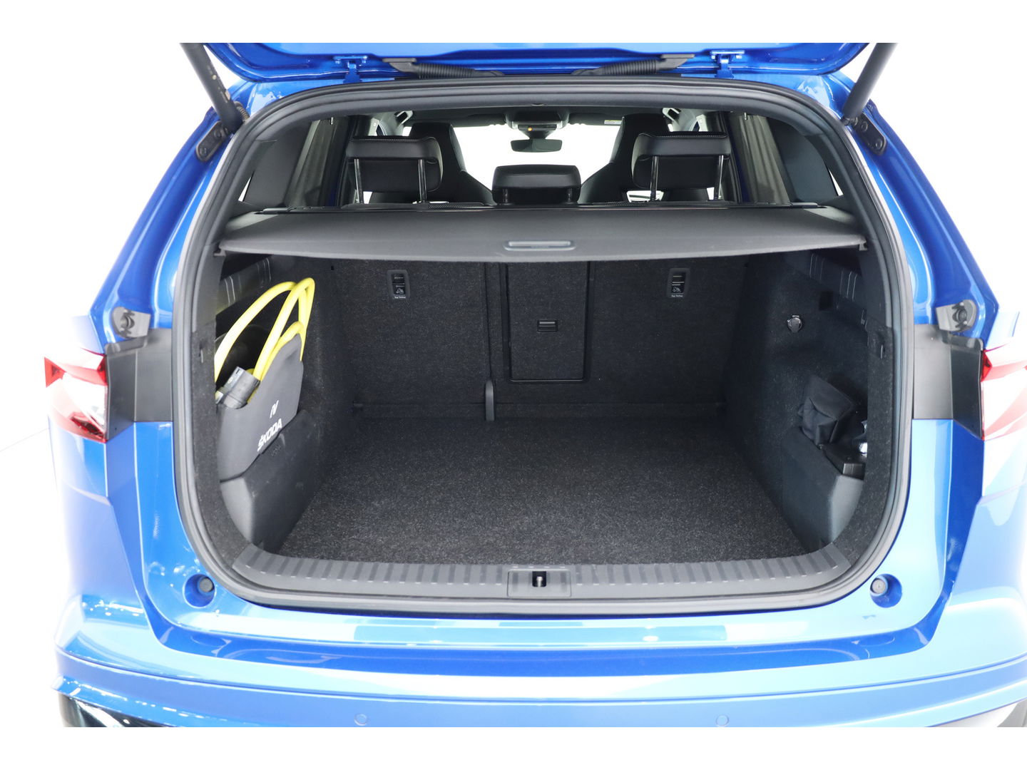 Škoda Enyaq iV 80 Sportline | Crystal Light | HUD | Travel Assist | Camera | Stoel- Stuurverw.
