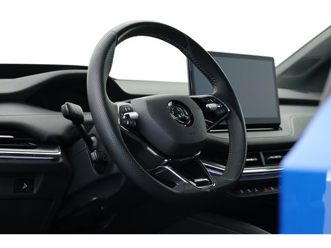 Škoda Enyaq iV 80 Sportline | Crystal Light | HUD | Travel Assist | Camera | Stoel- Stuurverw.