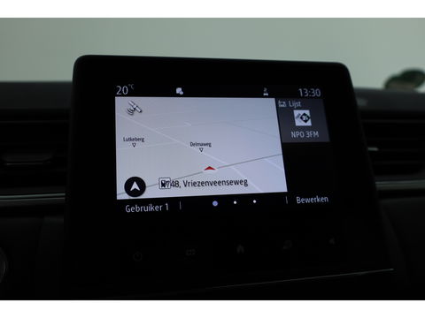 Renault Captur 1.3 TCe 140 Intens | Navi | Stoelverw. | Camera | Trekhaak | Apple CarPlay