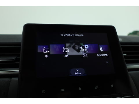 Renault Captur 1.3 TCe 140 Intens | Navi | Stoelverw. | Camera | Trekhaak | Apple CarPlay