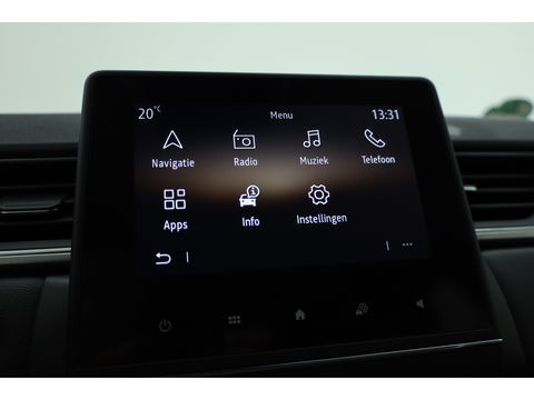 Renault Captur 1.3 TCe 140 Intens | Navi | Stoelverw. | Camera | Trekhaak | Apple CarPlay