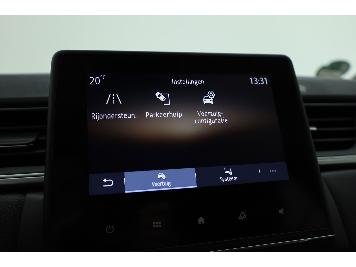Renault Captur 1.3 TCe 140 Intens | Navi | Stoelverw. | Camera | Trekhaak | Apple CarPlay