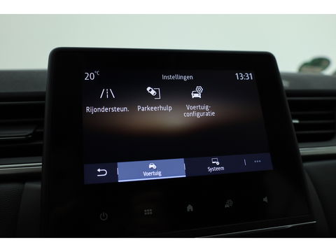 Renault Captur 1.3 TCe 140 Intens | Navi | Stoelverw. | Camera | Trekhaak | Apple CarPlay