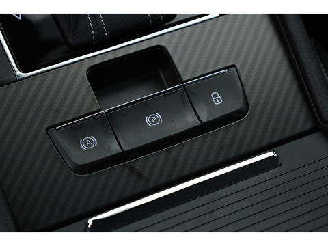 Škoda Superb Combi 1.4 TSI iV Sportline Business PHEV 218pk | Trekgewicht 1600 kg | Adapt. Cruise | Dodehoek det. | 19"