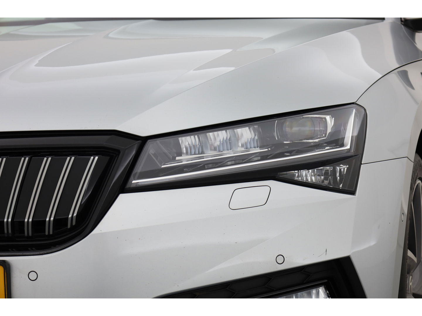 Škoda Superb Combi 1.4 TSI iV Sportline Business PHEV 218pk | Trekgewicht 1600 kg | Adapt. Cruise | Dodehoek det. | 19"