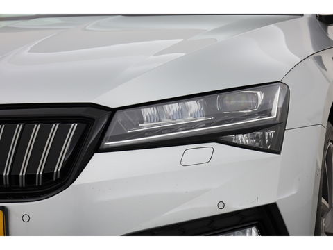 Škoda Superb Combi 1.4 TSI iV Sportline Business PHEV 218pk | Trekgewicht 1600 kg | Adapt. Cruise | Dodehoek det. | 19"
