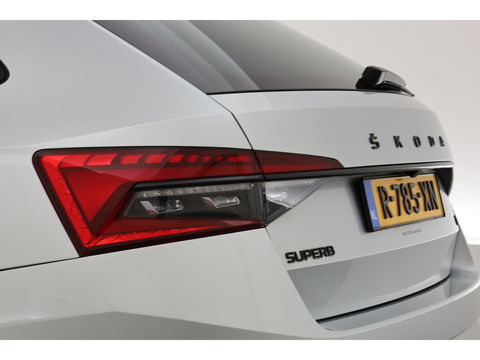 Škoda Superb Combi 1.4 TSI iV Sportline Business PHEV 218pk | Trekgewicht 1600 kg | Adapt. Cruise | Dodehoek det. | 19"