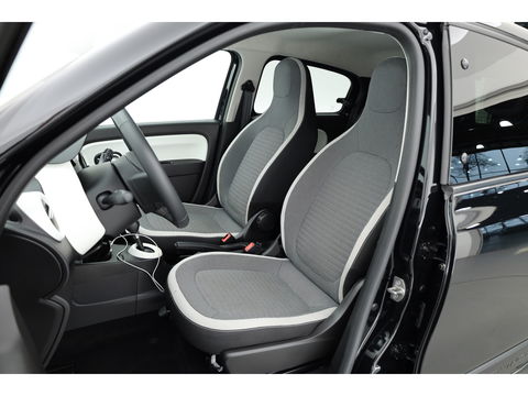 Renault Twingo Z.E. R80 Intens | Navi by App | Mistlampen | PDC | Clima | All Seasons