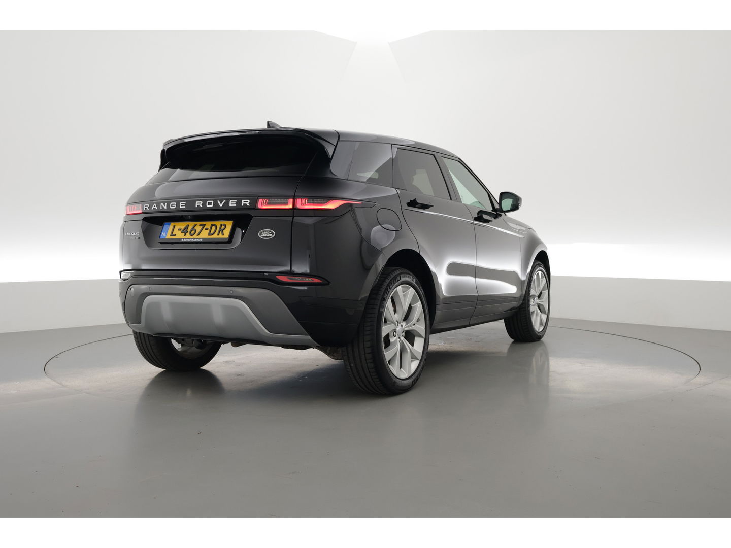Land Rover Range Rover Evoque 1.5 P300e AWD SE | Navi | Camera | Afn. Trekhaak | Memory Seats | Stoel- Stuurverw.