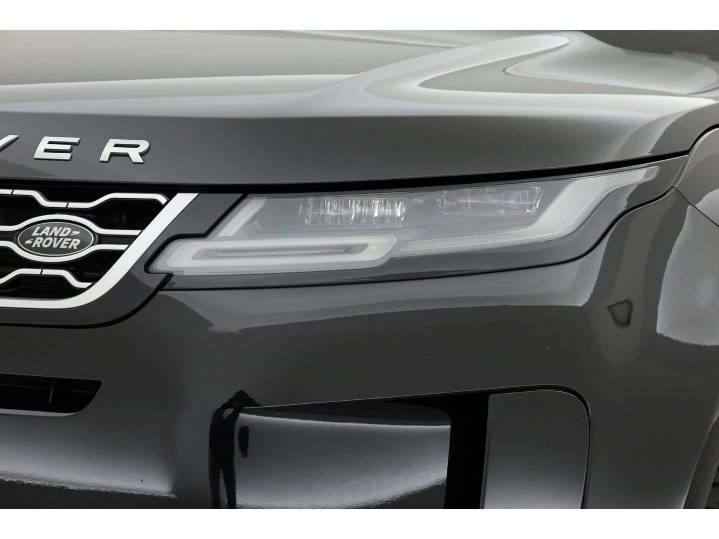 Land Rover Range Rover Evoque 1.5 P300e AWD SE | Navi | Camera | Afn. Trekhaak | Memory Seats | Stoel- Stuurverw.