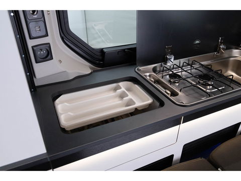 Renault Trafic AntilopeVan Flex5 2.0 Blue 150 EDC L1H1 | Hefdak | 5 zits | Luifel + tent | 2x 2 pers. bed | Fietsendrager