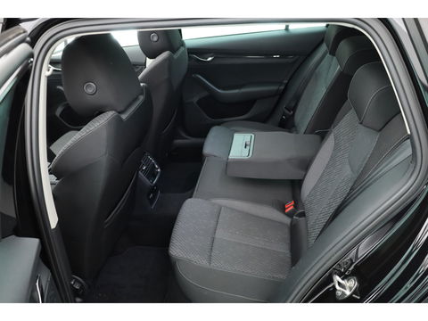 Škoda Octavia Combi 1.5 e-TSI Business Edition DSG | Pano | Massage | Adapt. Cruise | Camera | Afn. Trekhaak | Stoel- Stuurverw.