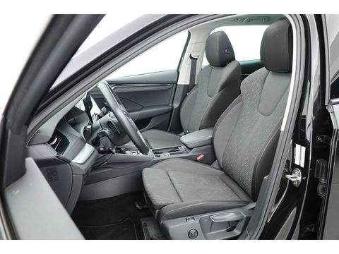Škoda Octavia Combi 1.5 e-TSI Business Edition DSG | Pano | Massage | Adapt. Cruise | Camera | Afn. Trekhaak | Stoel- Stuurverw.