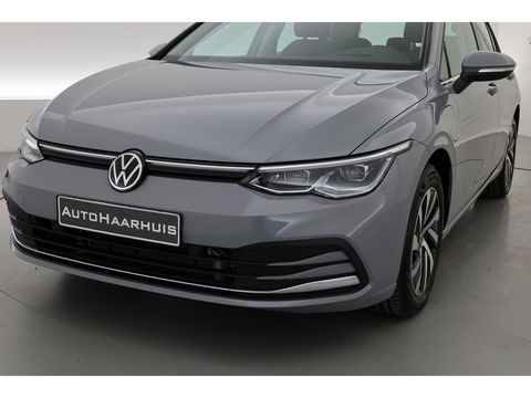Volkswagen Golf 1.4 eHybrid | Pano | HUD | IQ. Light | Elek. Trekhaak | Stoel- Stuurverw.