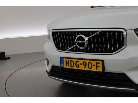 Volvo XC40 T4 Recharge Inscription Expression | Apple Carplay | Achterruitrijcamera | Stoel - stuurverwarm. | Elek. achterklep |