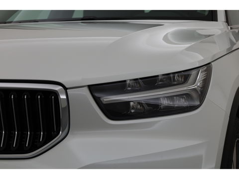 Volvo XC40 T4 Recharge Inscription Expression | Apple Carplay | Achterruitrijcamera | Stoel - stuurverwarm. | Elek. achterklep |