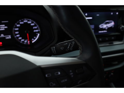 SEAT Arona 1.0 TSI Xperience | Navi by App | Stoelverw. | Keyless | PDC A | Clima | LED
