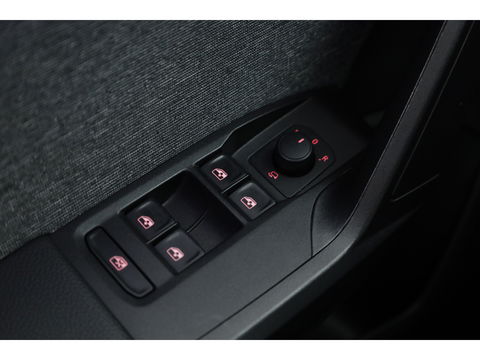 SEAT Arona 1.0 TSI Xperience | Navi by App | Stoelverw. | Keyless | PDC A | Clima | LED