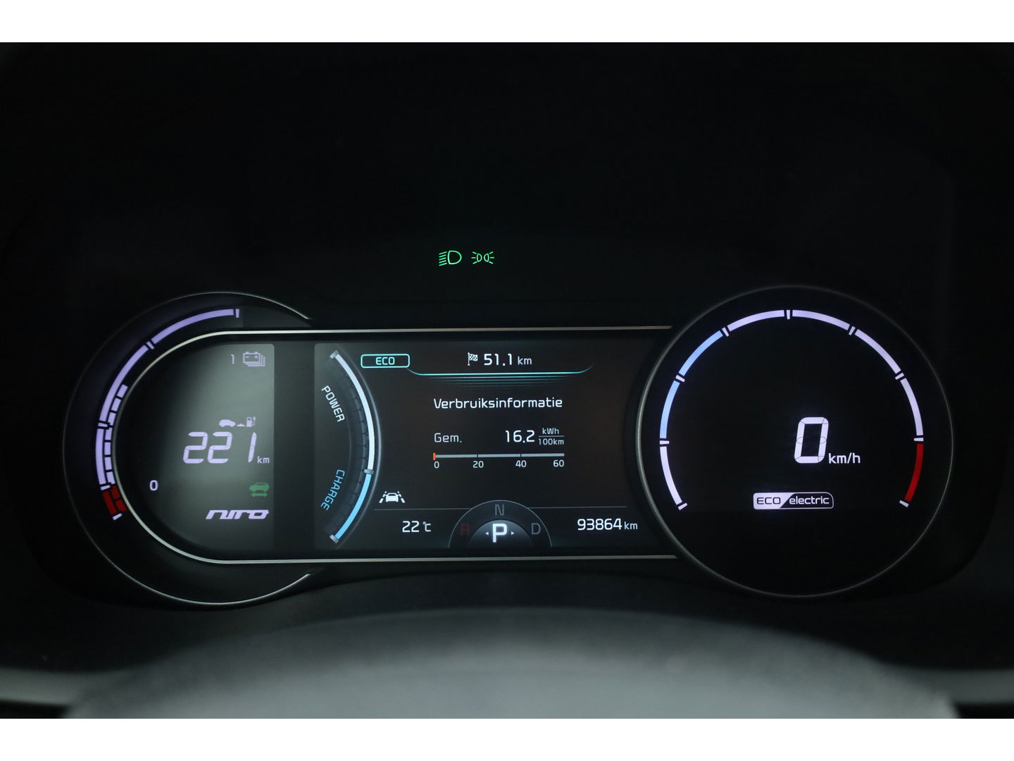 Kia e-Niro ExecutiveLine 64 kWh | CarPlay | JBL | Leder | Keyless | Camera | Stoelventilatie | Navi