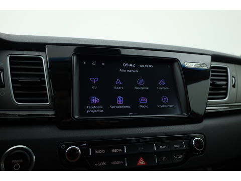 Kia e-Niro ExecutiveLine 64 kWh | CarPlay | JBL | Leder | Keyless | Camera | Stoelventilatie | Navi