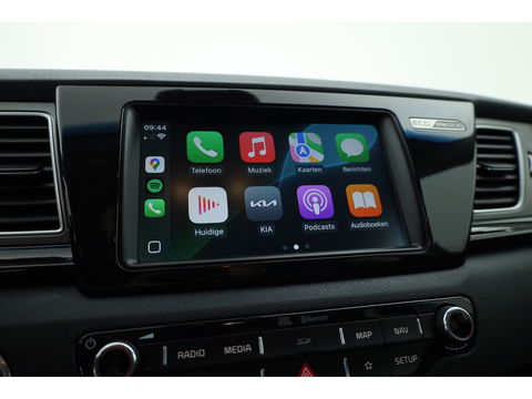 Kia e-Niro ExecutiveLine 64 kWh | CarPlay | JBL | Leder | Keyless | Camera | Stoelventilatie | Navi
