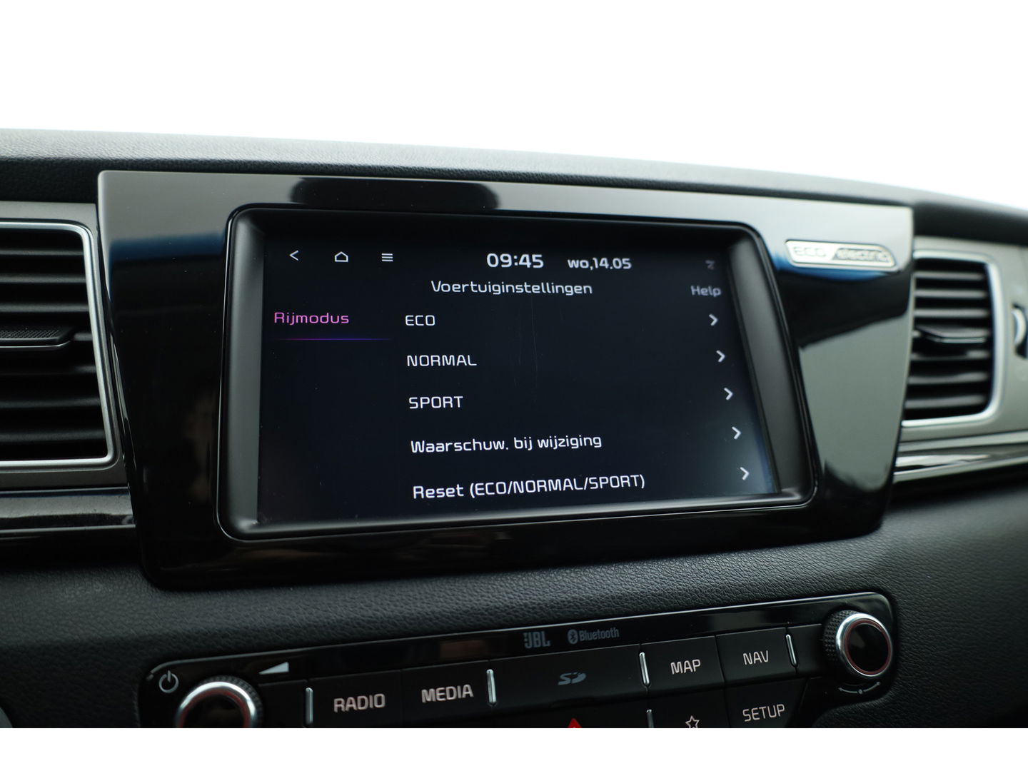 Kia e-Niro ExecutiveLine 64 kWh | CarPlay | JBL | Leder | Keyless | Camera | Stoelventilatie | Navi