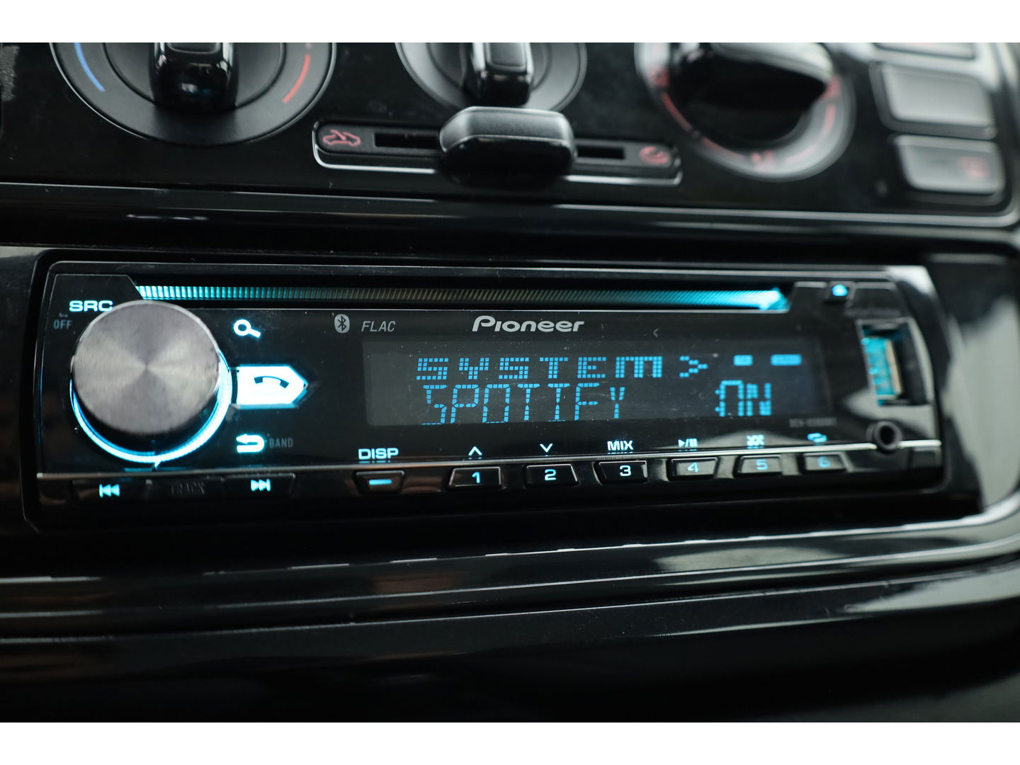 Volkswagen up! 1.0 move up! BlueMotion | Airco | Bluetooth | Radio