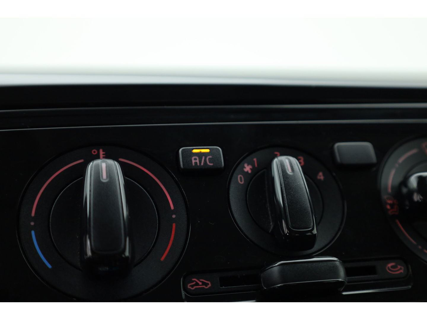Volkswagen up! 1.0 move up! BlueMotion | Airco | Bluetooth | Radio